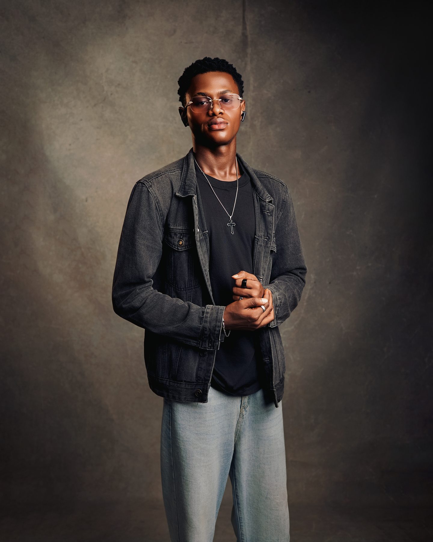 Portraits — work 6 of 6